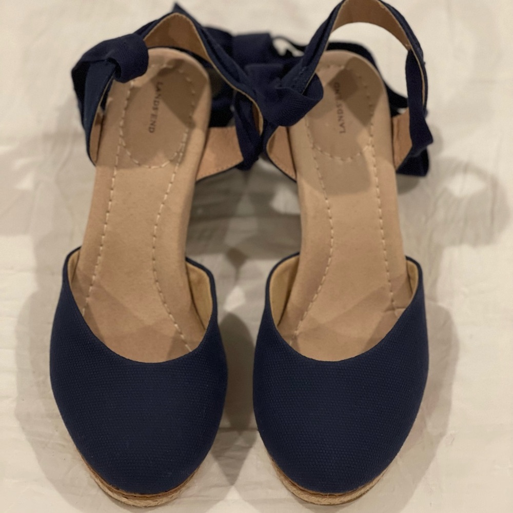 Lands’ End Espadrilles w/ Laces. Style:Cara Color:Navy Blue Size: USA 8